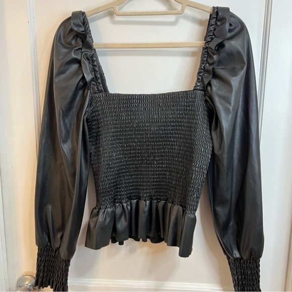 7 FOR ALL MANKIND Square Neck Shirred Smocked Faux Leather Peplum Blouse Top - Picture 4 of 7